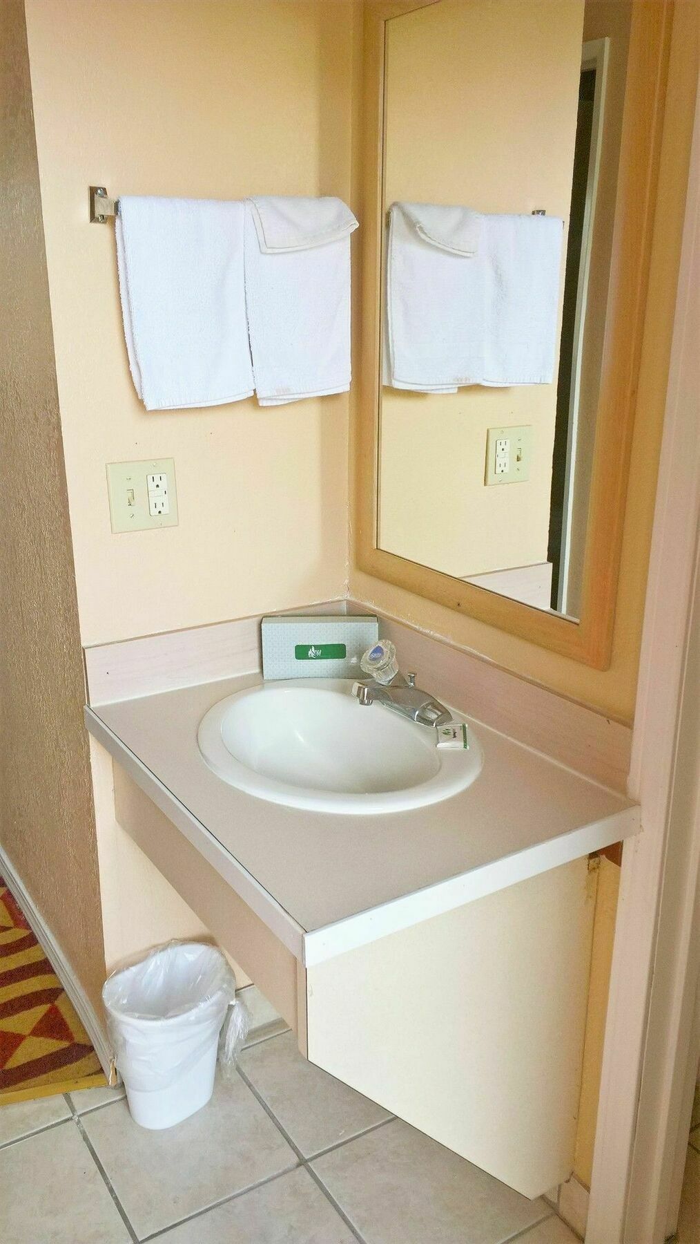 Portland Value Inn And Suites 外观 照片
